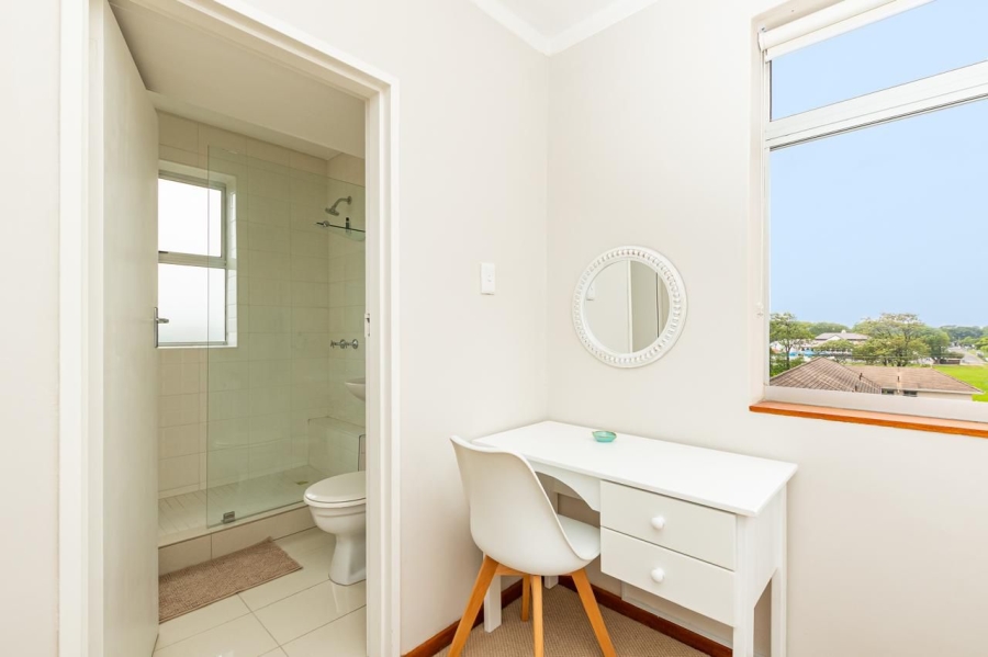 To Let 1 Bedroom Property for Rent in Rondebosch Western Cape